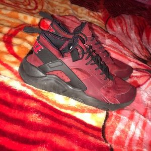 Nike huruaches
